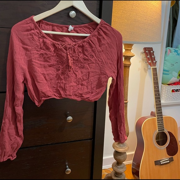 BOHO STYLE CROPPED TOP - Picture 1 of 3